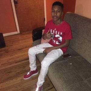 Meet your Posher, Ariel